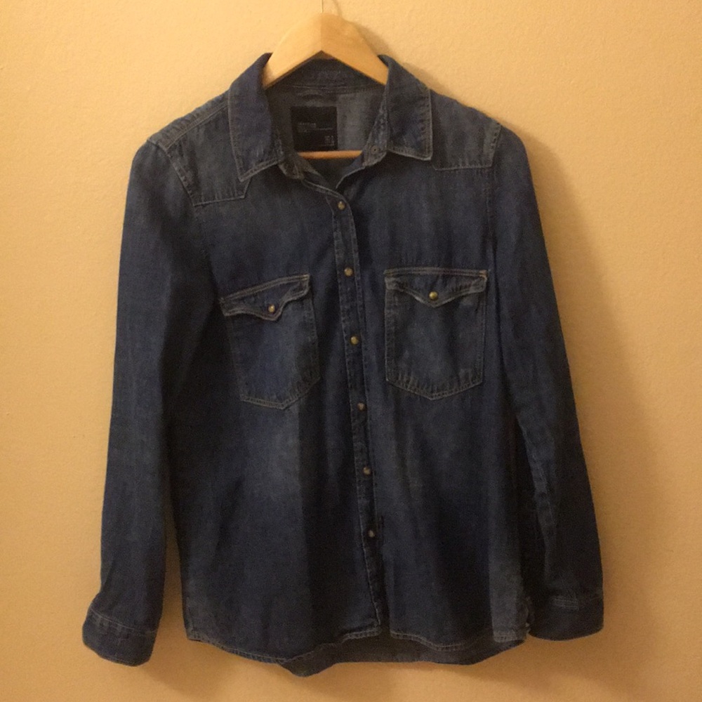 Zara size medium Jean shirt